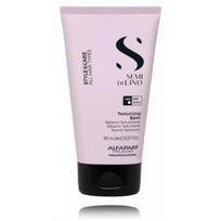 AlfaParf Semi di Lino Style & Care Texturizing Balm lengvos fiksacijos tekstūruojantis balzamas visų tipų plaukams - 150 ml.