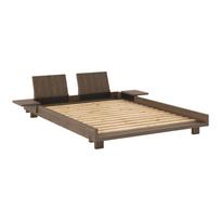 Rudos spalvos iš pušies masyvo dvigulė lova su lovos grotelėmis 140x200 cm Social – Karup Design