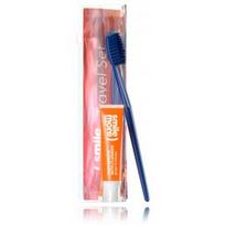 HiSkin Smile Travel Set Ginger & Orange rinkinys (30 ml. dantų pasta + 1 vnt. šepetėlis) - Rinkinys