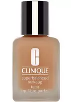Clinique – šilkinis makiažas Superbalanced Makeup 30 ml – CN 62 porcelianinis smėlio spalvos