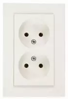 Dvivietis kištukinis lizdas VILMA XP500, baltos spalvos