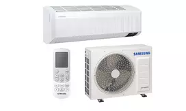 SAMSUNG SIENINIS BEVĖJIS NORDIC WINDFREE 2,5/3,2 kW oro kondicionieriaus komplektas AR09TXCACWKNEE+AR09TXCACWKXEE+AR-EH03E