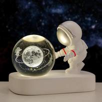 Kūrybinga 3D astronautų krištolo rutulinė naktinė lemputė vaikams miegamojo planetos erdvės saulės sistemos lemputė USB Kalėdų dovana vaikui Warm light