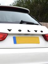 1 vnt. Ryškiai juodas emblema Volvo lipdukas Galinis Volvo ženkliuko lipdukas Automobilio bagažinės lipdukas Volvo Polestar XC90 XC60 XC40 S90 V90
