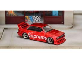 Street Weapon Modeliukas 1/64 BMW E30 *Supreme*, red