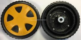 Ratukas universalus. Plastmasinis gumuotas. Aukštis 200 mm, plotis 40 mm, ašis 12,7 mm. vidinis skersmuo tarp dantukų 126 mm, dantukų skaičius 53 vnt.