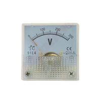 Voltmetras 300V