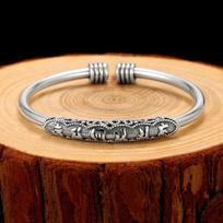 White Copper Silver-Plated Six-Character Mantra Bracelet: Retro Hand-Carved Heart Sutra Bangle for Men & Women, Couple Style Jewelry