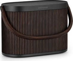 "Bang & Olufsen Beosound A5" - garsus belaidis namų ir nešiojamasis 360° "Bluetooth" garsiakalbis su USB-C kabeliu ir integruotu "Qi" belaidžio įkrovimo kilimėliu - tamsus ąžuolas