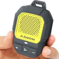 "Avantree HomeBuddy" nešiojamasis mini "Bluetooth" garsiakalbis su "Auracast", 15 valandų atkūrimo, atsparus vandeniui pagal IP67 standartą, prisegamas nešiojamasis garsiakalbis muzikai ir skambučiams, skirtas naudoti patalpose ir lauke - geltonas