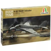 Italeri: A-6E TRAM Intruder Persijos įlankos karo lėktuvo modelis, 1:72