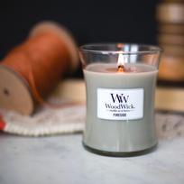 Woodwick WoodWick žvakė „FIRESIDE“
