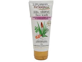 Veido prausimosi gelis su alaviju, šafranu, santalmedžiu Patanjali Saundarya Face Wash