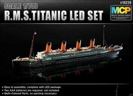 Klijuojamas Modelis Academy 14220 R.M.S. TITANIC + LED SET 1/700