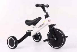 Balansinis triratukas su pedalais, baltas