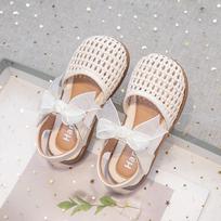 Nauji mergaičių sandalai minkštu padu mergaičių princesės bateliai neslystantys vaikiški bateliai madingi mergaičių pinti bateliai tuščiaviduriai mergaičių bateliai 21insole14.5cm