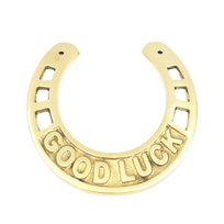 Žalvarinė pasaga 15 cm „Good Luck“ – sėkmės talismanas namams