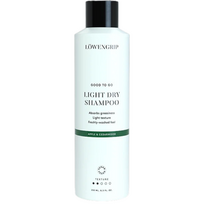Lowengrip Good To Go Light Dry Shampoo Apple & Cedarwood Lengvas sausas šampūnas, 250ml
