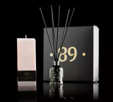 89 Aromatic rinkinys Namų kvapas ir palmių vaško žvakė - Ohena