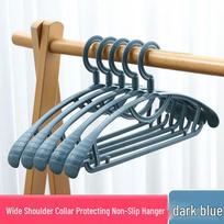 Platūs pečių neslystantys plastikiniai pakabų rinkiniai – Nemokamas pristatymas! Set of 5
