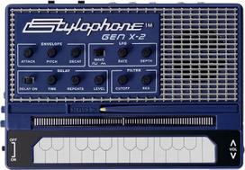 "Stylophone GENX-2" nešiojamasis analoginis sintezatorius su įmontuotu garsiakalbiu, LFO, filtru, analogine delsa ir CV/Gate išvestimi, sintezatoriaus klaviatūra, sintezatoriaus muzikos instrumentas