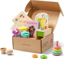 "Tiny Land Montessori" žaislų rinkinys kūdikiams nuo 10 iki 12 mėnesių, "Thinker" žaidimų rinkinys - medinis lavinamasis žaislas "5-in-1" su kištukine dėžute, supynėmis, kiaušinių puodeliu, konservų rinkiniu ir maišeliu