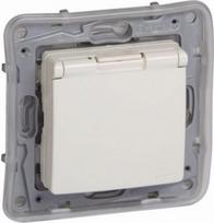2P+E German std socket outlet Niloe -with shut. -IP44 + flap -auto. term. -ivory 764647 | 3414970684318