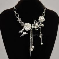 Vintage Pearl Necklace, Women's Broken  Pearl Collarbone Chain, Neck Chain One Size