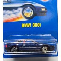 PAGELTĘS BLISTERIS!!!    Hot Wheels Mainline Modeliukas BMW 850i Blue