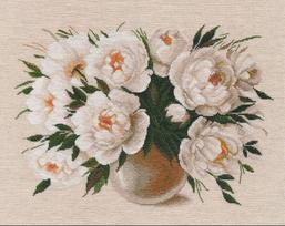 Siuvinėjimo rinkinys White Waltz – su drobe, siūlais, schema, adata