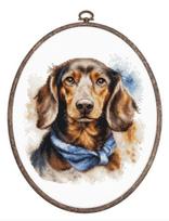 Luca-S kryželiu siuvinėjimo rinkinys su lankeliu „Taksas“ 16x17 cm