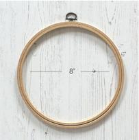 Nurge stilingas pakabinamas siuvinėjimo medinis rėmelis 22 cm