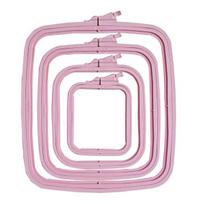 Nurge plastikinis siuvinėjimo lankelis, stačiakampis 14.5×16.5 cm, rožinis