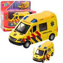 Greitosios pagalbos automobilis su traukiamu mechanizmu 1:32