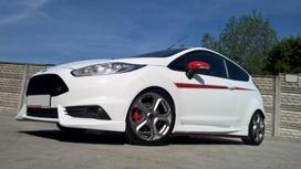 Maxton Design Front Bumper Spoiler Ford Fiesta ST Mk7 FL FO-FI-7F-ST-M-FS1F