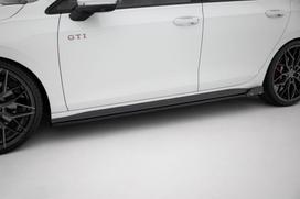 Maxton Design Side Skirts Diffusers V.2 + Flaps Volkswagen Golf GTI / GTE / GTI Clubsport / GTD / R-Line Mk8 VW-GO-8-GTI-SD2G+SF