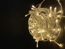 El. girlianda, 100LED, IP44, 4W, 31V, šiltai balta, 15 m