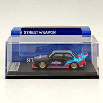 Street Weapon Modeliukas BMW E30 *Martini*, black/red/blue (yra Sandėlyje)