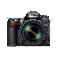 Nikon D7000 DSLR fotoaparatas + AF-S DX 18-105mm f3.5-5.6 G ED VR objektyvas juoda