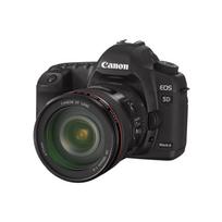 Canon DSLR EOS 5D Mark II kamera + EF 24-105mm f/4L IS USM priartinantis objektyvas juoda