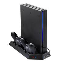 Vertikalus stovas PS4 Pro su aušinimo ventiliatoriumi, vienu metu įkraunantis 2 valdiklius
