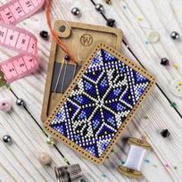 PRECIOSA karoliukų siuvinėjimo rinkinys adatinei 6×9 cm, 4 spalvos (Wonderland Crafts)