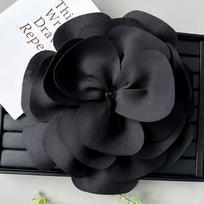 Didelės gėlių sagės moterims Vestuvinei suknelei Elegantiškas boutonnière Atlapo segtukai Korėjietiškas audinys Mados ženklelis Papuošalų aksesuarai Dovanos juoda