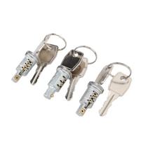 Durų spynos cilindrų komplektas MTC6504 Metalinė tvirta konstrukcija Priekinių durų spynos cilindrų komplektas su raktais, skirtas Defender 90 110 130