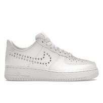 Nike Air Force 1 07 Studded Swoosh moteriški sportbačiai su metaliko sidabro ir platinos atspalviu (FQ8887-100) 38.5