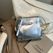 Fashion Handbag Women's New Versatile Shoulder Messenger Bag juoda