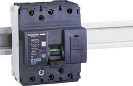 3P 63A C 25kA Miniature circuit-breaker (MCB) NG125N Acti9 18639 | 3303430186397