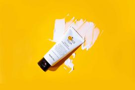Farmstay Citrus Yuja Vitalizing Foam Cleanser, 100ml