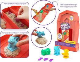 Kinetic Sand playset Sandy Farm Set