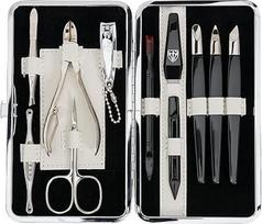 DREI SCHWERTER Vokietija Manikiūro rinkinys Nagel Set 'Treviso' - 11-tlg. aus Textil im Zebralook, edles Rahmentui, Inhalt: Nagelzange, Hautschere, Pinzette, Saphirnagelfeile und vieles mehr!